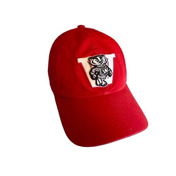 Wisconsin Badgers Small Red Baseball Cap With Embroidered Logo - Picture 2 of 7